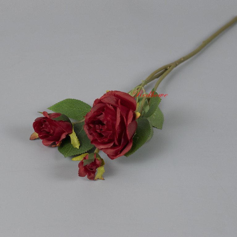 Розы темно-красны, ветка Б529
