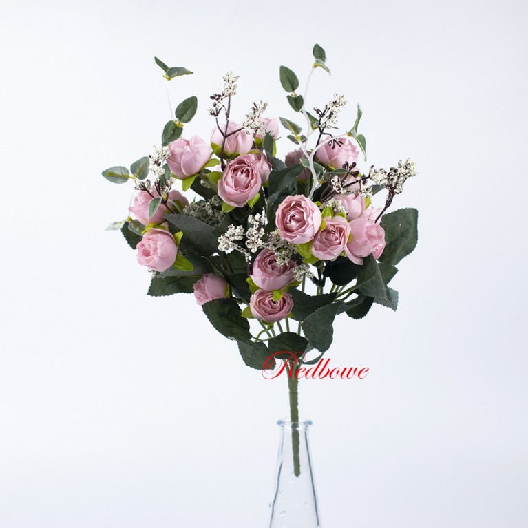 Букет розовых роз с декором Б546