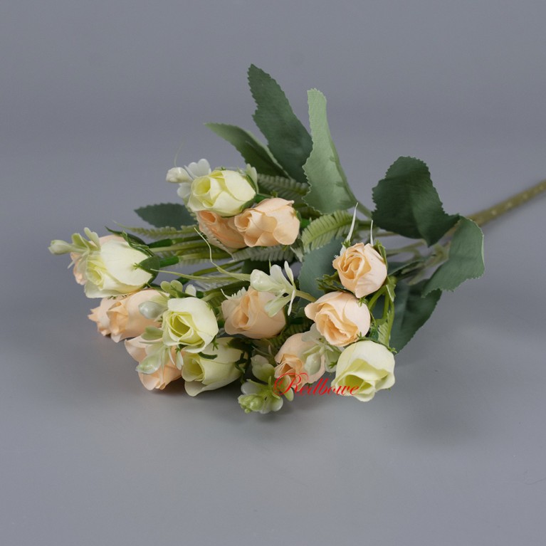 Розы мини бледно-желтого и персикового цветов Б597