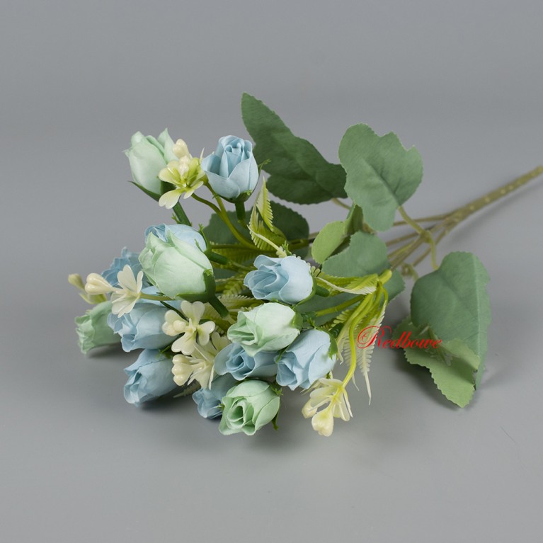 Розы мини голубого и мятного цветов Б597