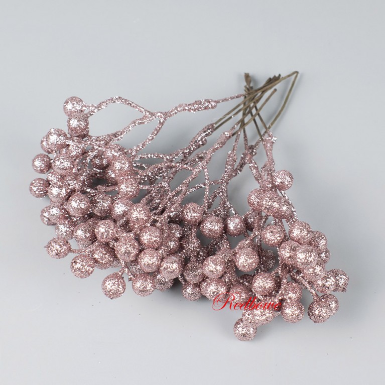 Грозди розовых ягод (связка 10шт) П634